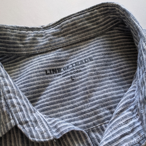 Line of trade button up - Picture 2 of 3